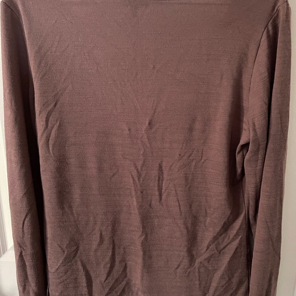 NEW - Long sleeve top by Dynamite - Picture 3 of 3